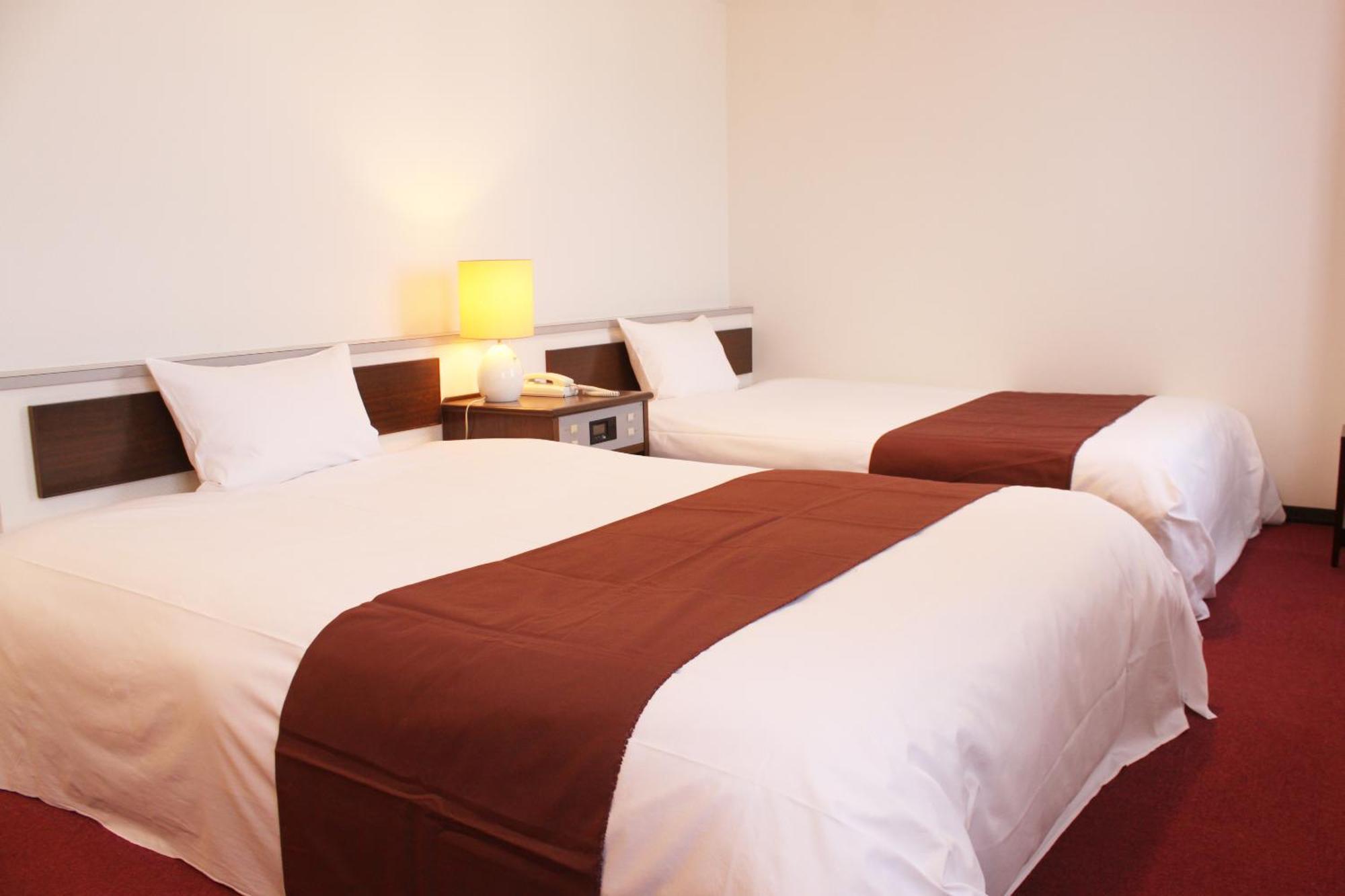 Shikokuchuo Hotel Livemax Budget Iyo Mishima מראה חיצוני תמונה