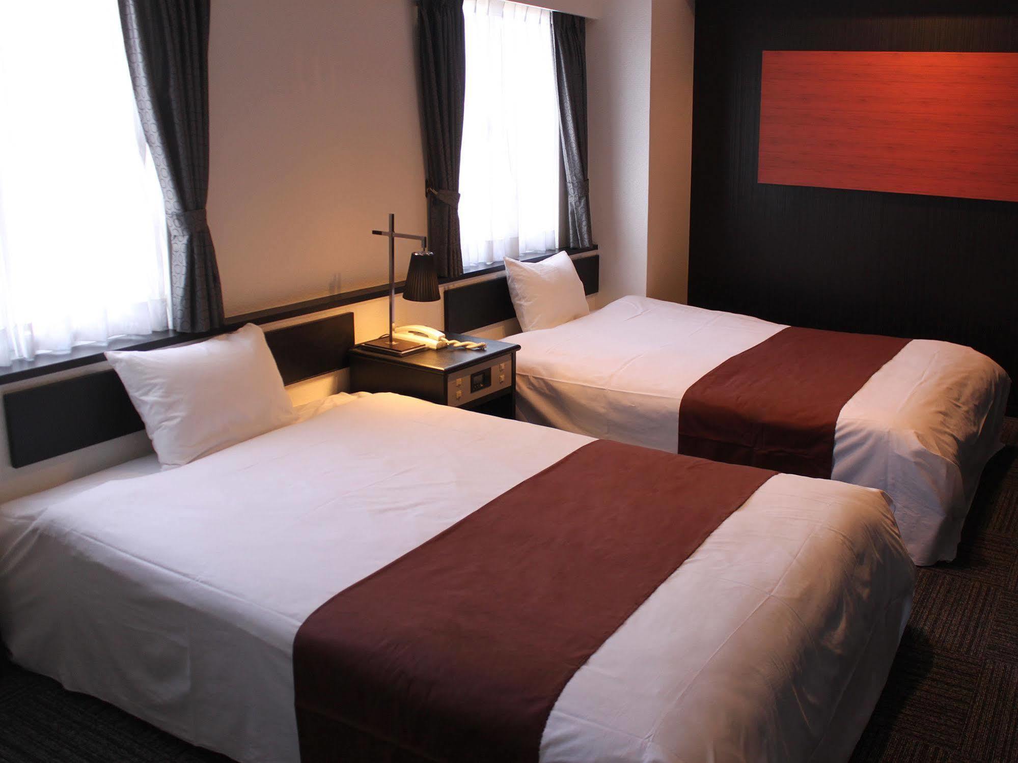 Shikokuchuo Hotel Livemax Budget Iyo Mishima מראה חיצוני תמונה