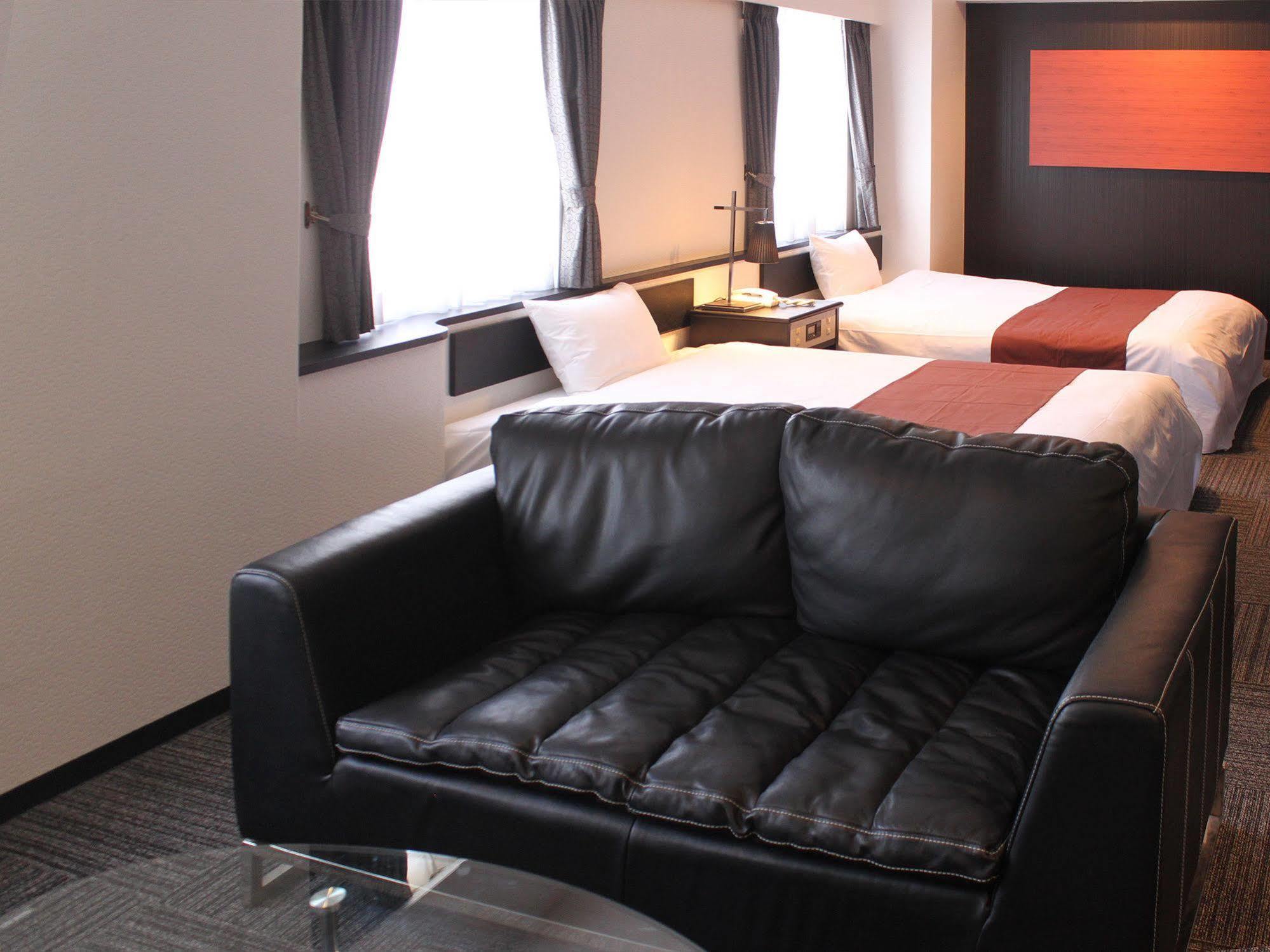 Shikokuchuo Hotel Livemax Budget Iyo Mishima מראה חיצוני תמונה